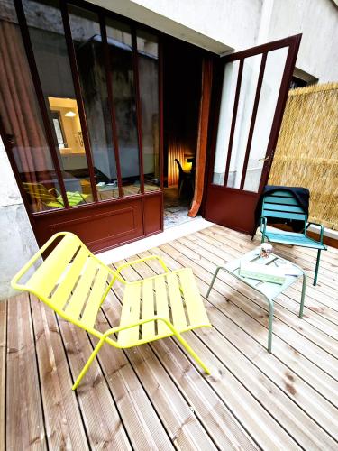 Habitación Doble Deluxe con terraza del hotel RELAIS MONCEAU. Foto 2