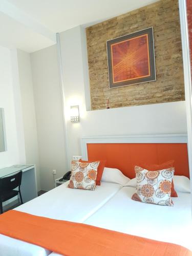 Habitación Doble Superior - 1 o 2 camas del hotel Y Apartamentos Doña Lola. Foto 6