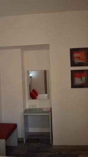 Habitación Doble Superior - 1 o 2 camas del hotel Y Apartamentos Doña Lola. Foto 10