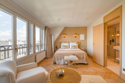 Habitación Deluxe con vistas a St - Germain del hotel Madison Hotel