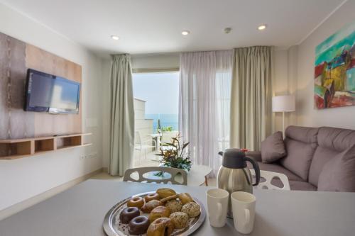 Apartamento de 1 dormitorio con vistas al mar del hotel Klayman Diamond. Foto 1