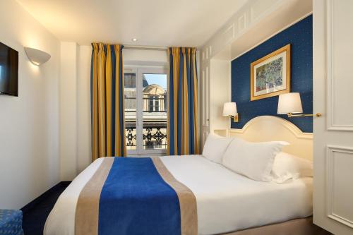 2 Habitaciones Dobles adyacentes del hotel Austin's Arts Et Métiers. Foto 4