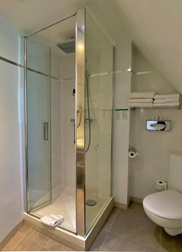 Habitaciones Dobles Contiguas del hotel Austins Saint Lazare. Foto 1
