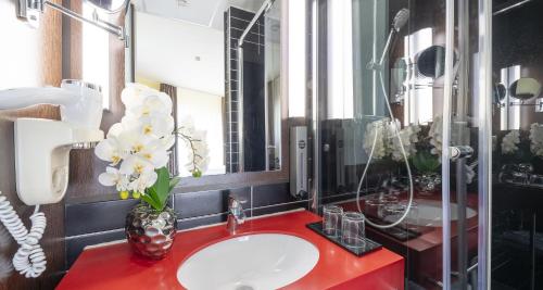 Habitación Doble Confort del hotel PLAZA Premium Salzburg. Foto 4