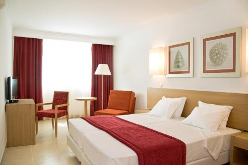 Habitación Doble - 2 camas del hotel Monte Gordo Apartamentos and Spa. Foto 4