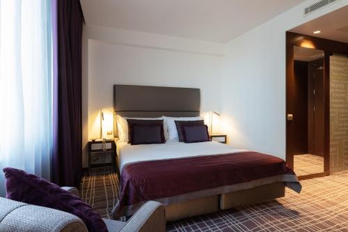 Habitación Doble Estándar con cama supletoria del hotel Neya Lisboa