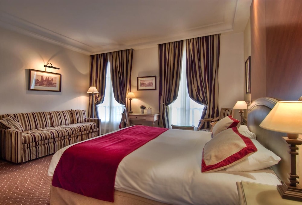 Habitación familiar, 1 cama de matrimonio, no fumadores del hotel Best Western Premier Hôtel Trocadero La Tour