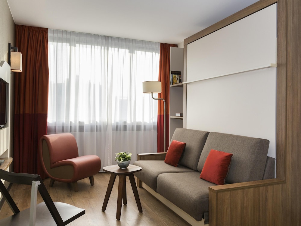 Estudio del hotel Adagio Geneve Mont Blanc. Foto 5