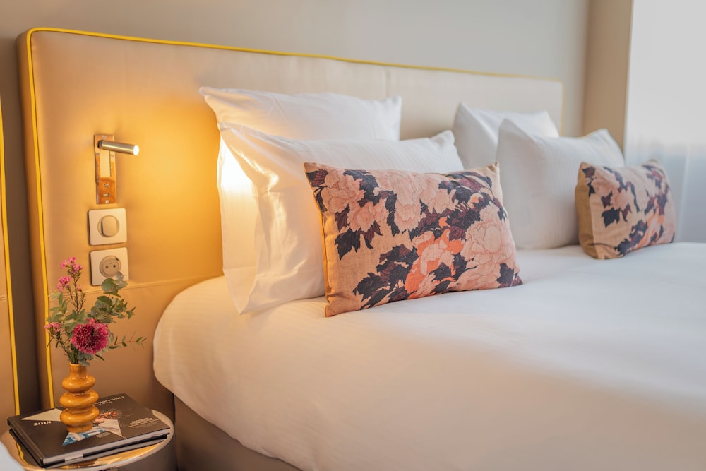 Habitación Deluxe con 1 cama king size del hotel Pullman Toulouse Airport