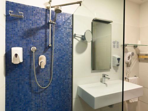 Superior King Room - Garden Side del hotel Ibis Styles Catania Acireale. Foto 4