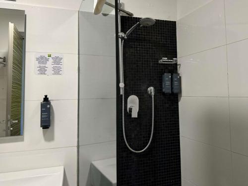 Superior Double Room (Eco - Friendly) del hotel Ibis Styles Catania Acireale. Foto 4
