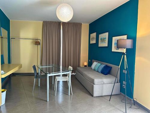 Suite Deluxe con 2 camas dobles del hotel Ibis Styles Catania Acireale. Foto 7