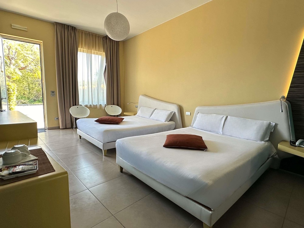 Habitación Clásica con 2 Camas Queen del hotel Ibis Styles Catania Acireale. Foto 7