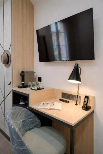 Habitación Doble Clásica con cama doble - No fumadores del hotel Best Western Opera Batignolles. Foto 1