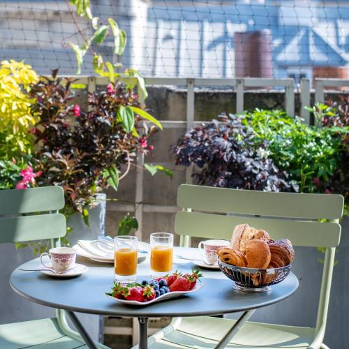 Suite Junior con terraza del hotel CAMBON. Foto 3