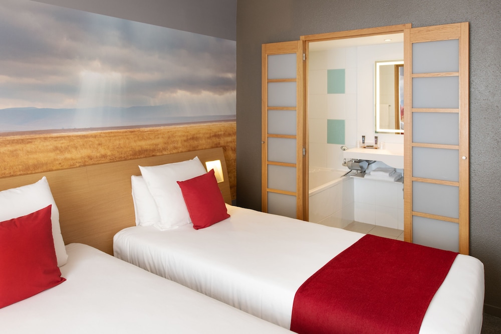 Habitación clásica con 2 camas individuales del hotel Novotel Lyon Gerland Musée Des Confluences