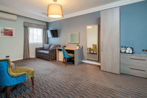 Suite with One Double Bed and Sofa Bed - Non - Smoking del hotel London Chigwell Prince Regent , Bw Signature Collection. Foto 7
