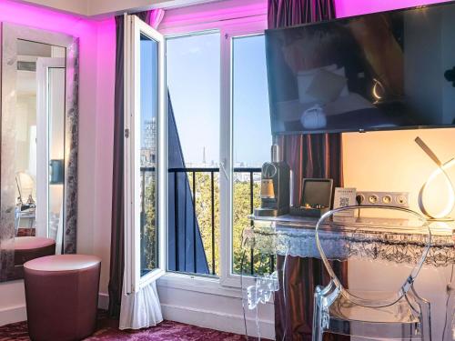 Habitación Privilege con 1 cama doble y vistas del hotel Mercure Paris Place D'Italie