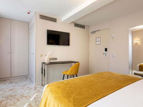 Habitación Clásica Accesible con una Cama Doble del hotel Mercure Paris Place D'Italie. Foto 1
