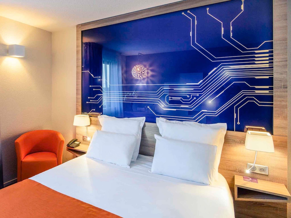 Habitación Clásica, cama doble del hotel Mercure Poitiers Site Du Futuroscope