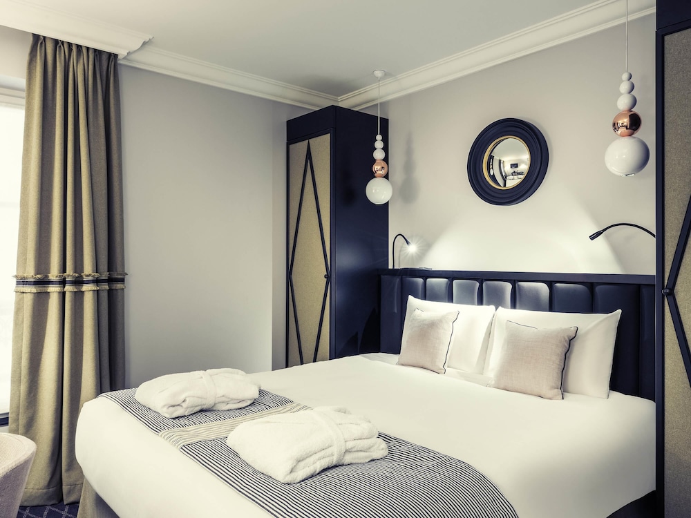 Privilege, Habitación doble, 1 cama doble del hotel MERCURE PARIS ARC DE TRIOMPHE WAGRAM. Foto 3