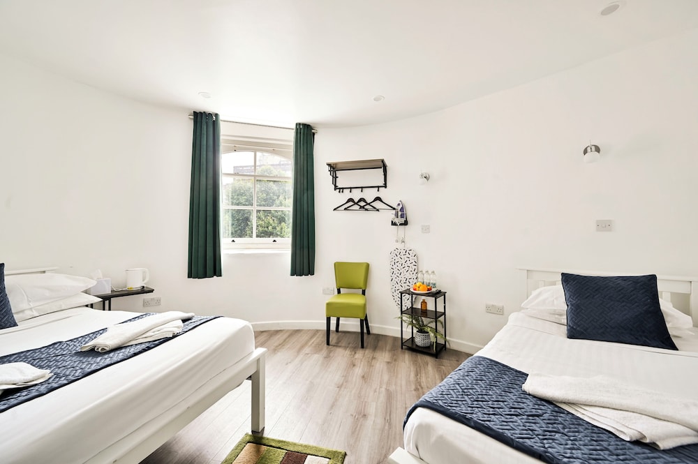 Habitación familiar del hotel City London. Foto 2
