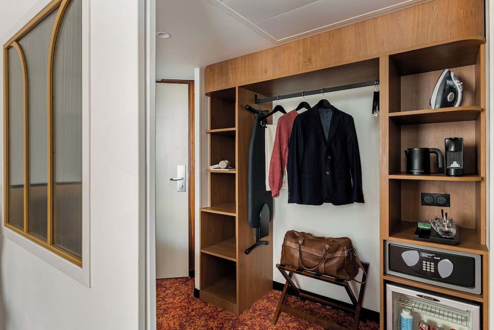Habitación Privilegio - 1 cama doble del hotel Mercure Lyon Centre Lumière. Foto 4