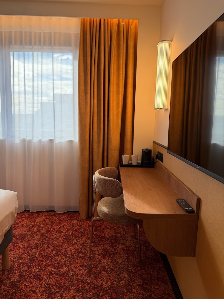 1 cama doble habitación accesible del hotel Mercure Lyon Centre Lumière. Foto 4