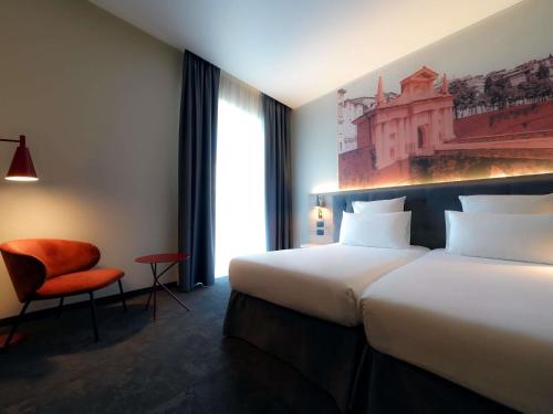Habitación Doble Estándar - 2 camas del hotel Mercure Bergamo Centro Palazzo Dolci. Foto 1