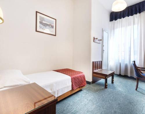 Habitación Individual Económica del hotel Palace. Foto 4