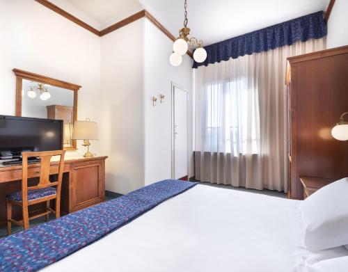 Habitación Doble Estándar del hotel Palace. Foto 5