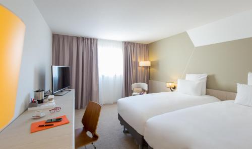 Habitación Doble Clásica - 2 camas del hotel Mercure Cannes Mandelieu. Foto 6