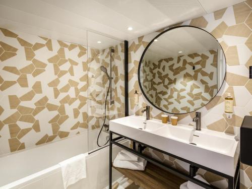 Habitación Doble Superior del hotel Mercure Cannes Mandelieu