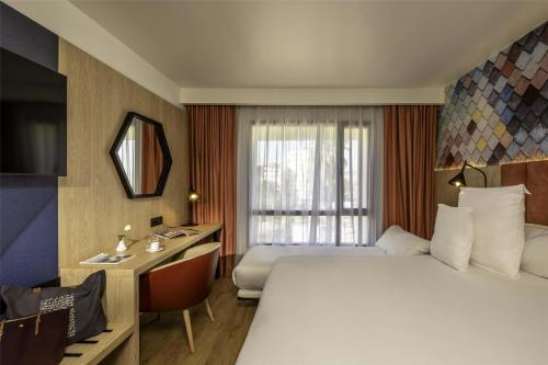 Habitación Superior con vistas a la medina del hotel Barceló Fès Medina. Foto 1