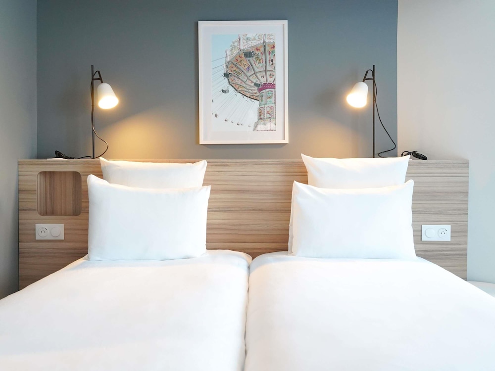 Apartamento con camas individuales del hotel Apparthotel Mercure Paris Boulogne. Foto 2