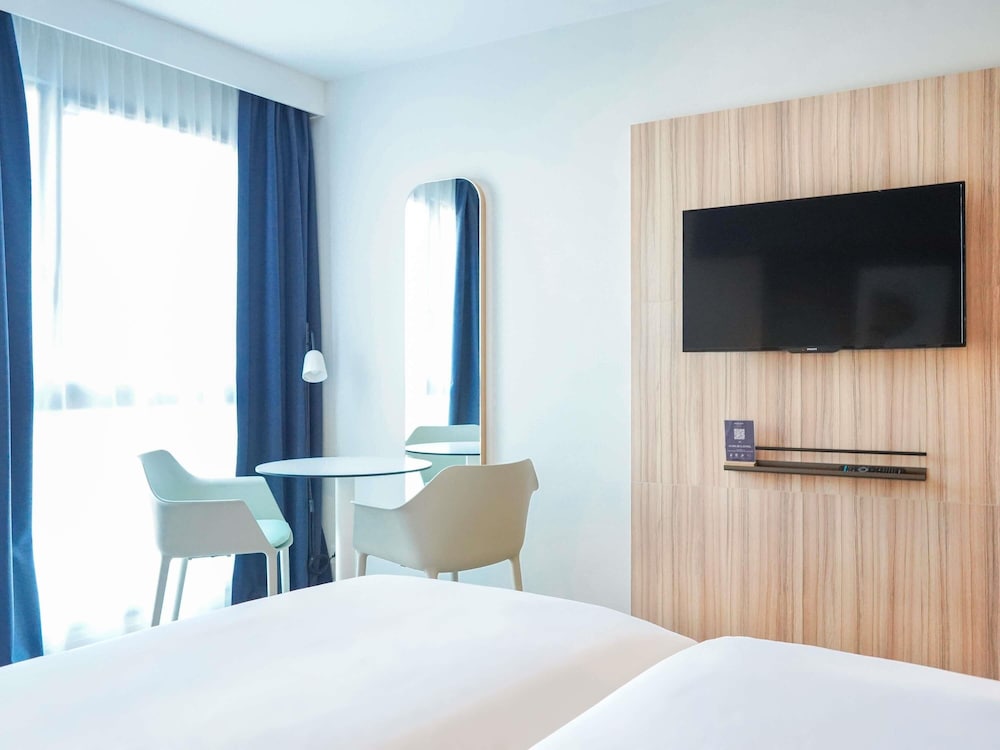 Apartamento con camas individuales del hotel Apparthotel Mercure Paris Boulogne. Foto 6