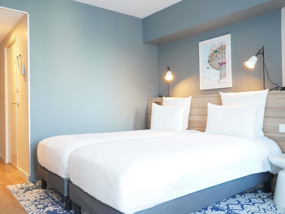 Apartamento con camas individuales del hotel Apparthotel Mercure Paris Boulogne. Foto 8