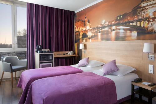 Superior King Room - Eiffel Tower View/Non - Smoking del hotel Best Western Rives De Paris La Defense. Foto 2