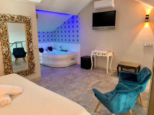 Suite Dúplex con bañera de hidromasaje del hotel Akla Mérida