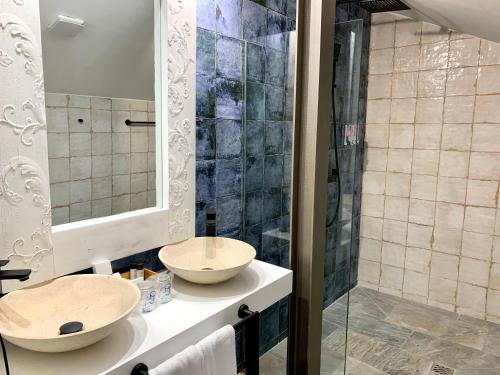 Suite Dúplex con bañera de hidromasaje del hotel Akla Mérida. Foto 4