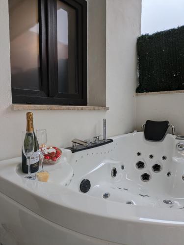 Suite con jacuzzi en la terraza del hotel Akla Mérida. Foto 8