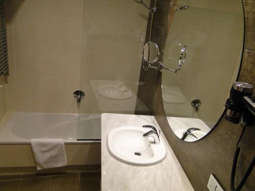 Suite Estándar del hotel Cumbria Spa and. Foto 3