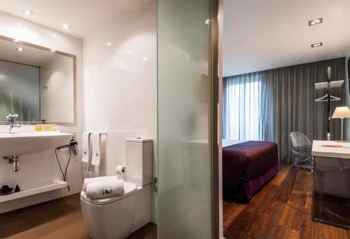 Habitación Doble del hotel Ikonik Ramblas. Foto 4