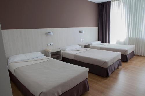 Habitación Triple del hotel Seminario Bilbao