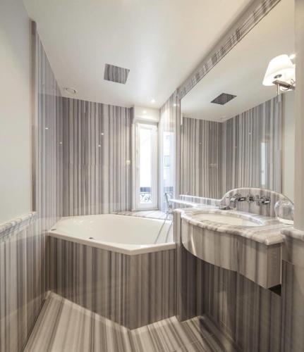 Habitación Triple del hotel Georges Washington