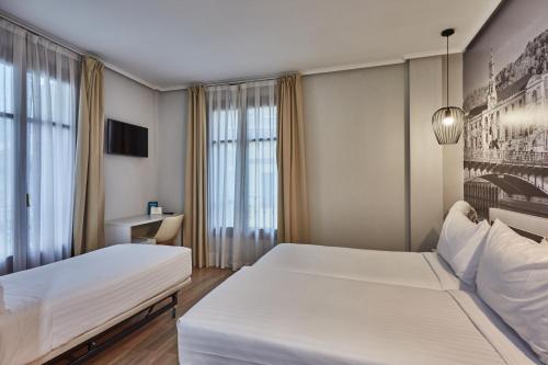Habitación Triple del hotel Sirimiri