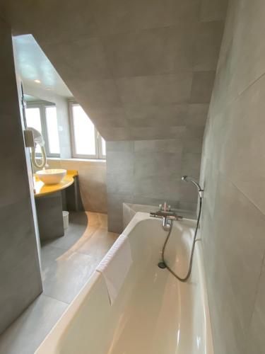 2 habitaciones comunicadas del hotel Du Vieux Saule. Foto 3