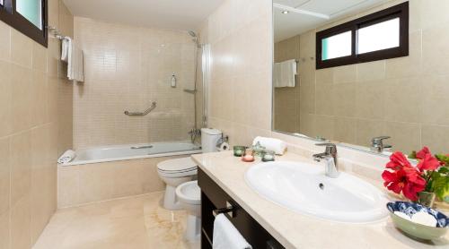 Apartamento Ático del hotel Ona Valle Romano Golf and Resort. Foto 6