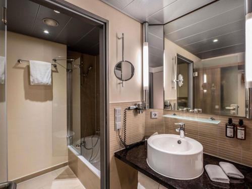 Habitación Doble Clásica - 2 camas del hotel Mövenpick München Airport. Foto 1