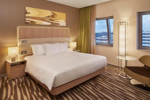 Habitación Familiar - 2 habitaciones comunicadas del hotel Hilton Frankfurt Airport. Foto 5